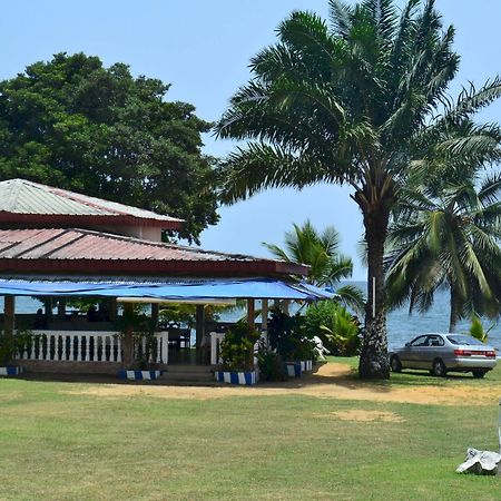 Adrien Beach Hotel Kribi Eksteriør billede